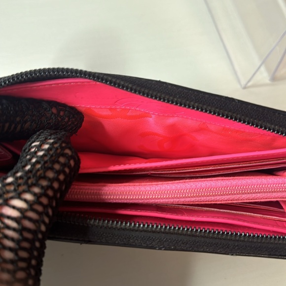 Chanel Cambon Black & Pink Zippy Wallet with Box & Dustbag! - Picture 13 of 15